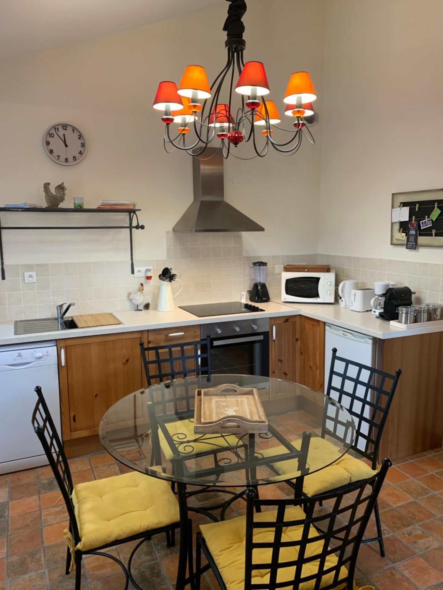 Le Paris Londres Bed & Breakfast Mesnieres-en-Bray Ruang foto